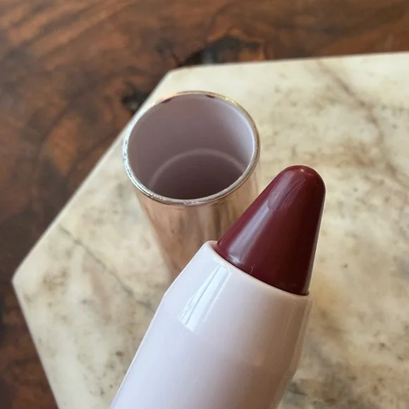 Doll 10 Lip Crayon - I Can! - Picture 5 of 5